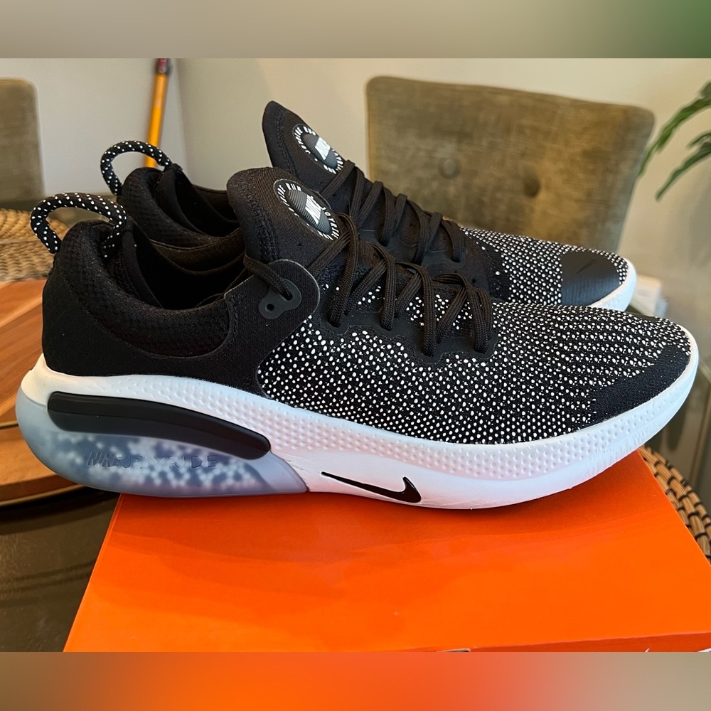 Nike Joyride Run